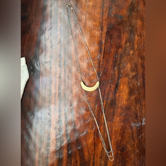 Anthropologie Jewelry - Elegant Lariat Style Necklace. Some Scratching/Signs Of Age